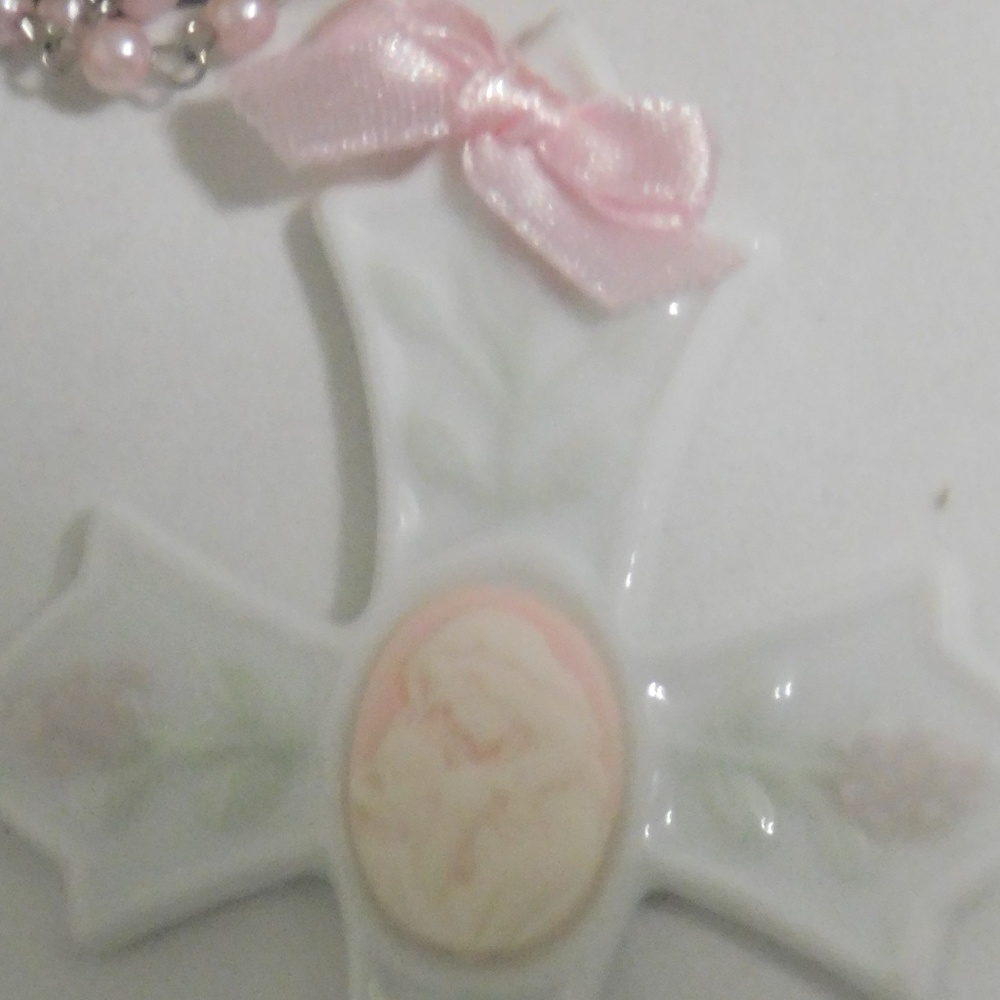 BABY GIRL'S 1ST ROSARY SET WITH ROSARY & CROSS NEW - Picture 5 of 8